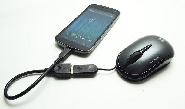 collegare il telefono Android con schermo rotto