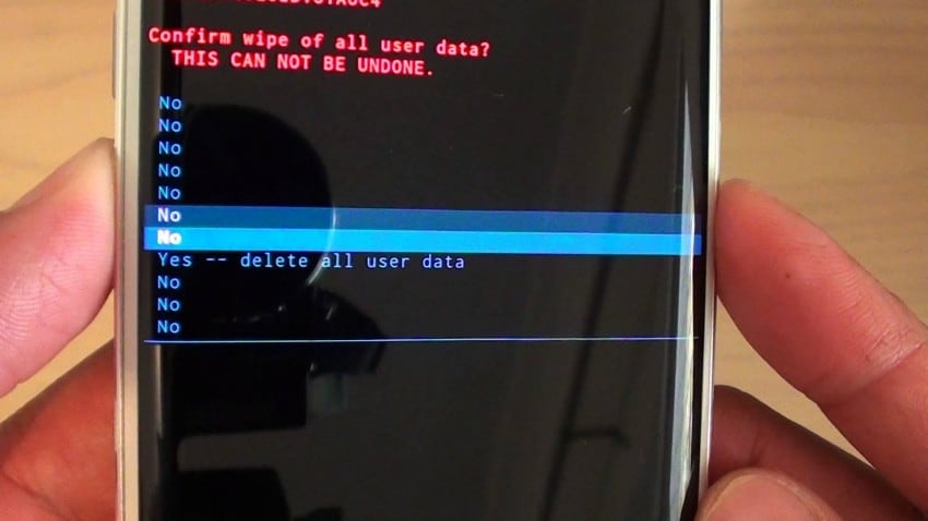 smazat všechna uživatelská data