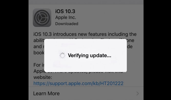 iPhone atascado al verificar la actualización