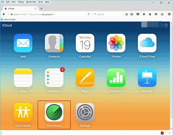 Разблокируйте пароль iPhone с помощью iCloud. Нажмите «Найти iPhone».