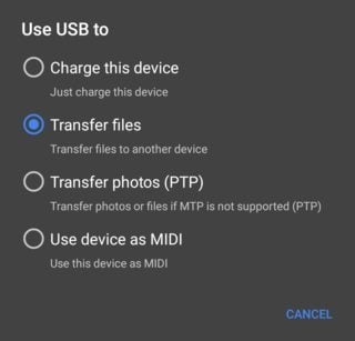 k přenosu souborů použijte usb