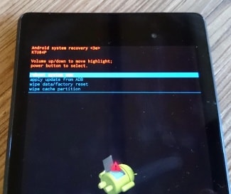 застрял на восстановлении системы Android