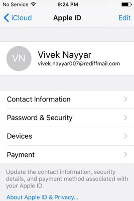 Az iCloud e-mail módosítása iPhone-on