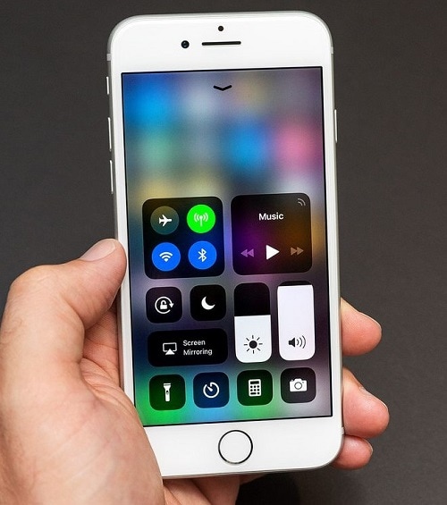 ios 12 whatsapp -ongelmat ja ratkaisut - Sammuta / käynnistä Wifi