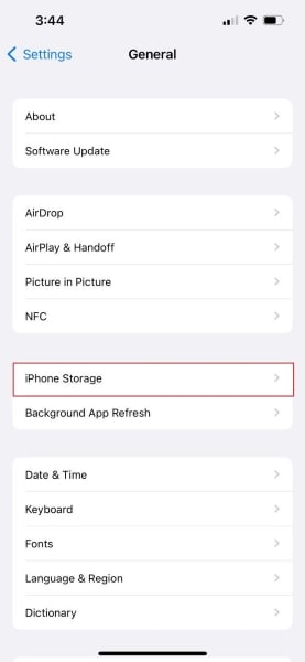 hozzáférés az iphone tárhelyhez